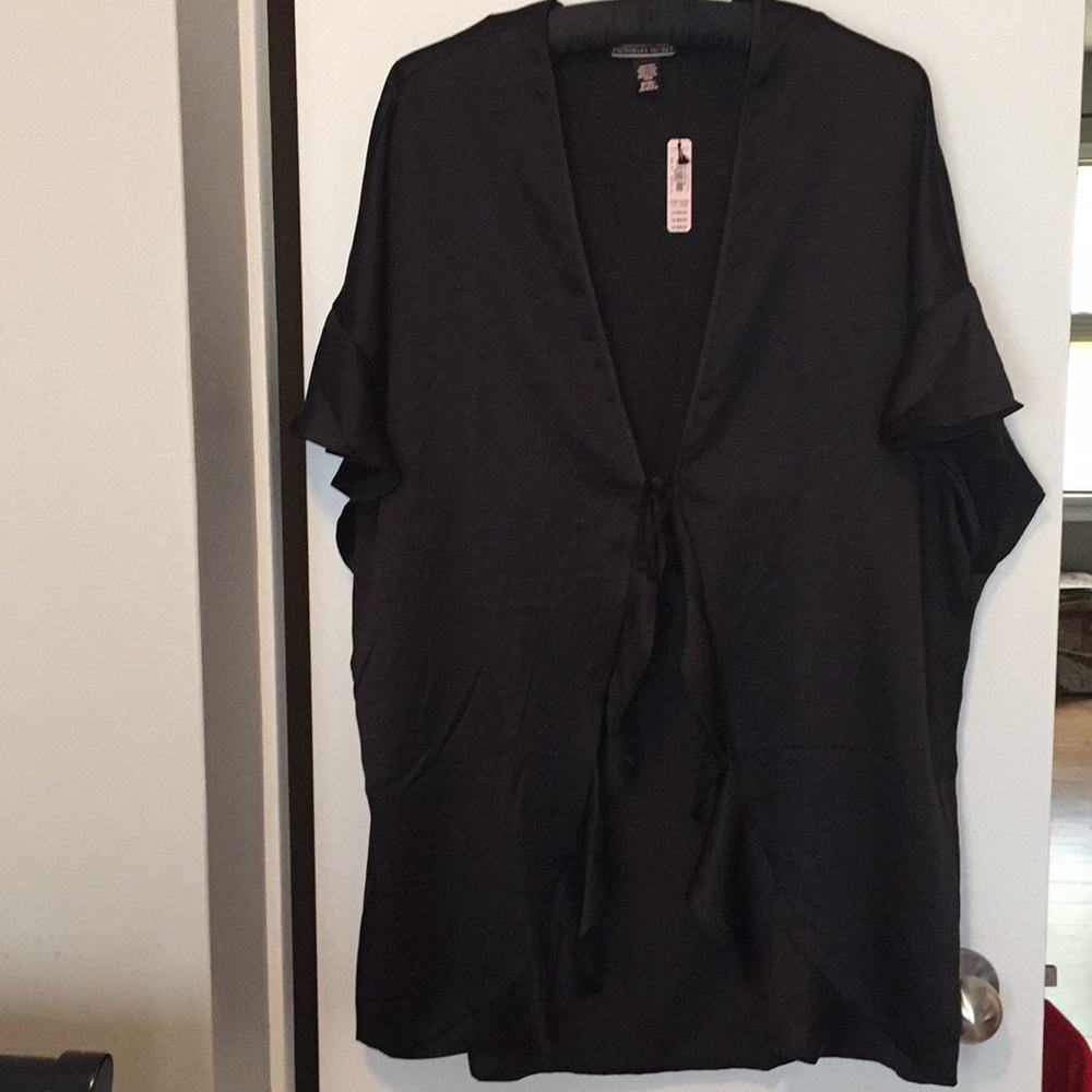 Victoria’s Secret Black Silky Robe NWT